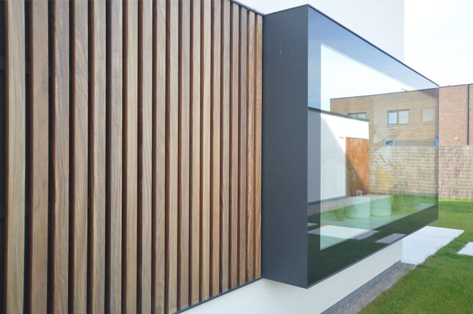 nieuwbouw architectuur modern hout crepi glas